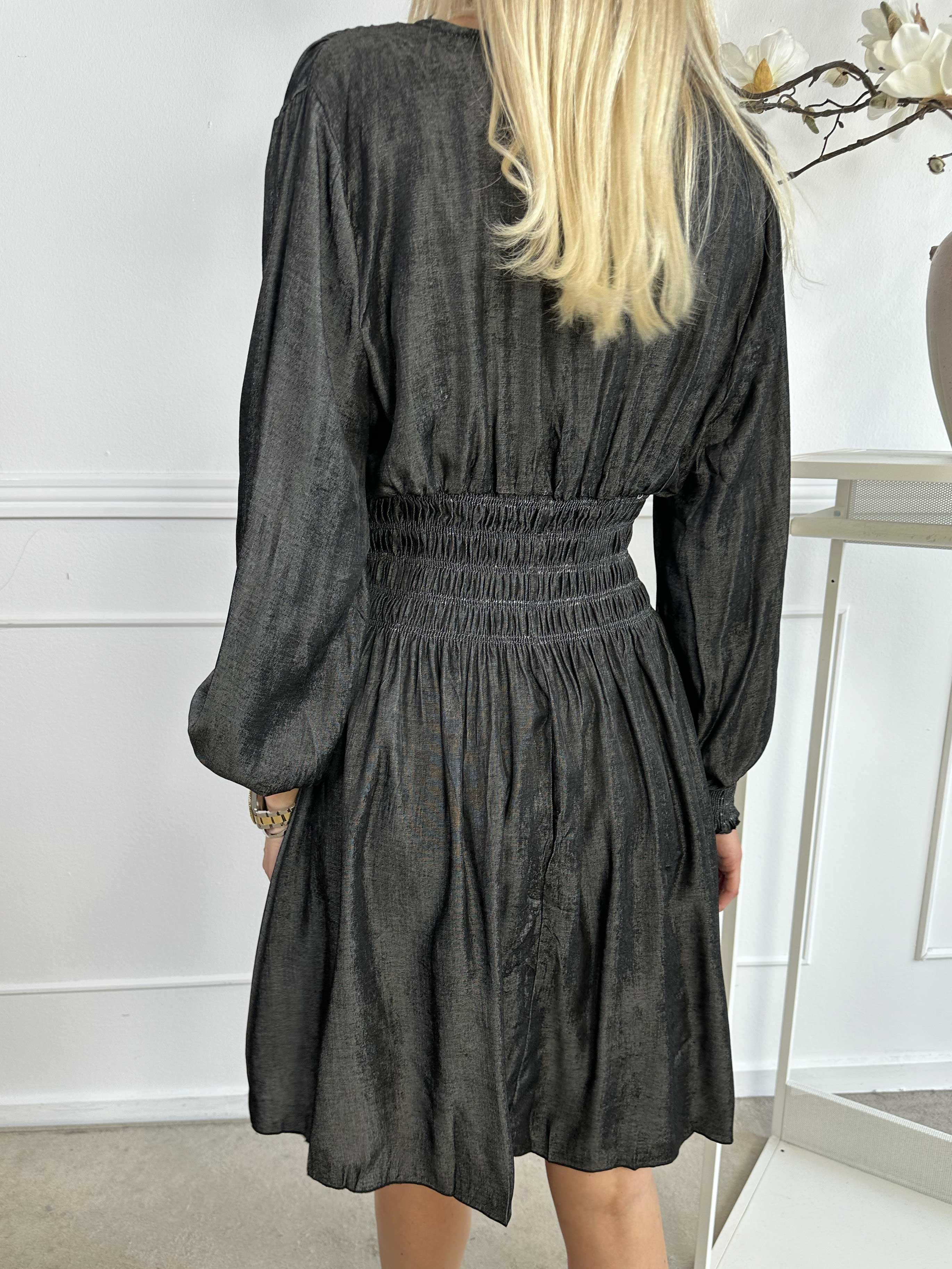 Pams Denim Short L/S - Kjole med smock i livet